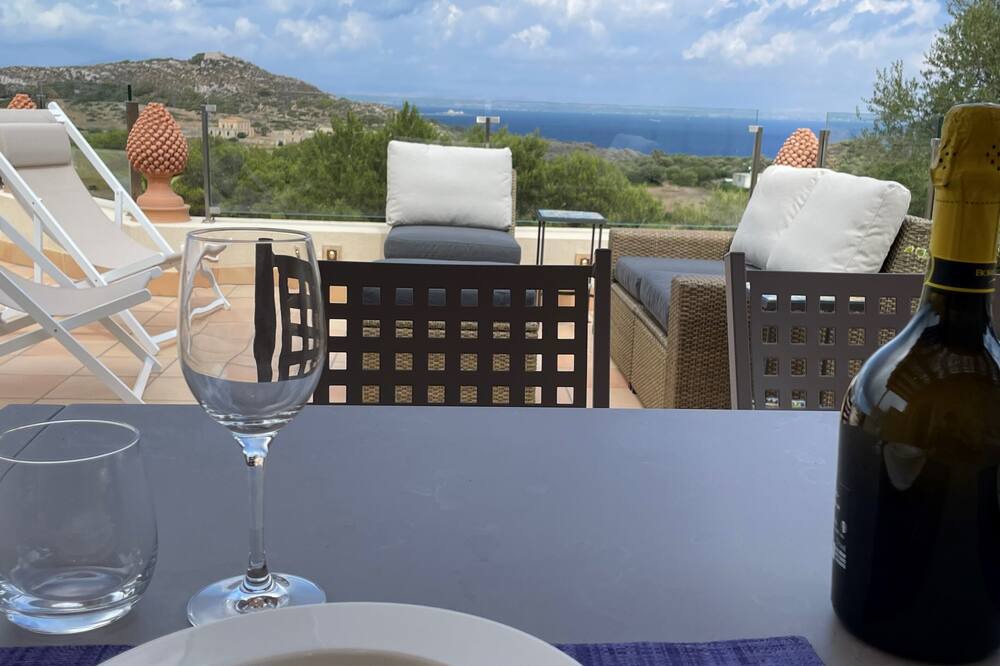 Photo of Patio Balcony in Levanzo