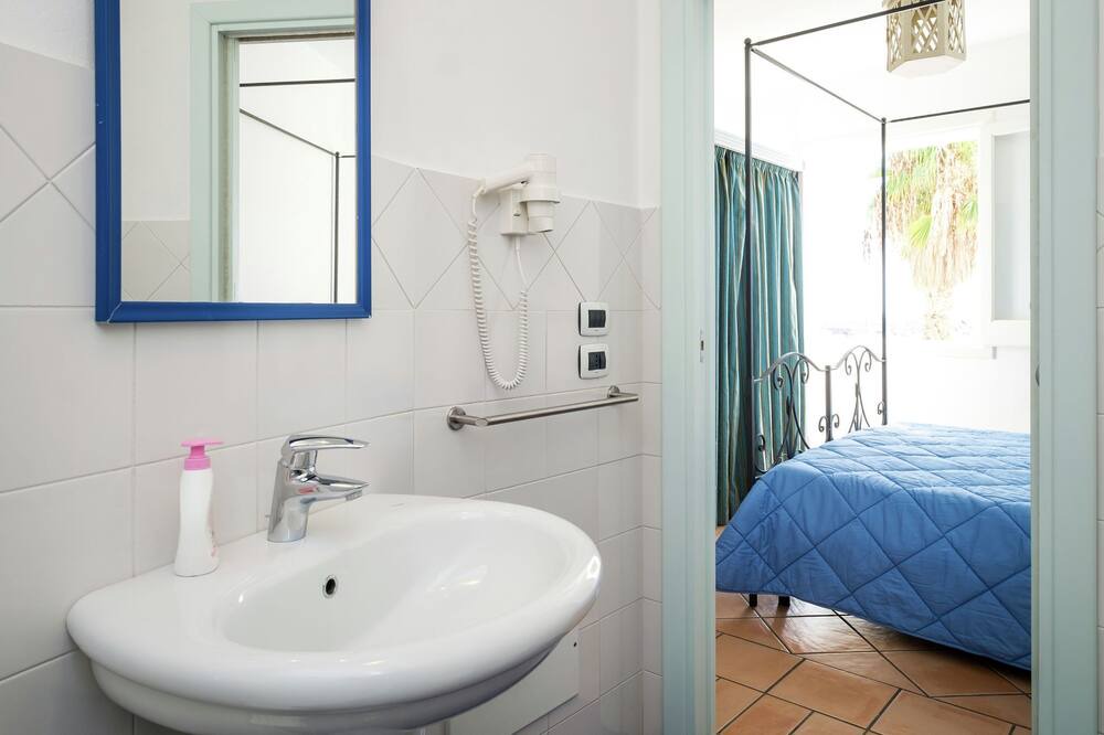 Photo of Bathroom in Porticello