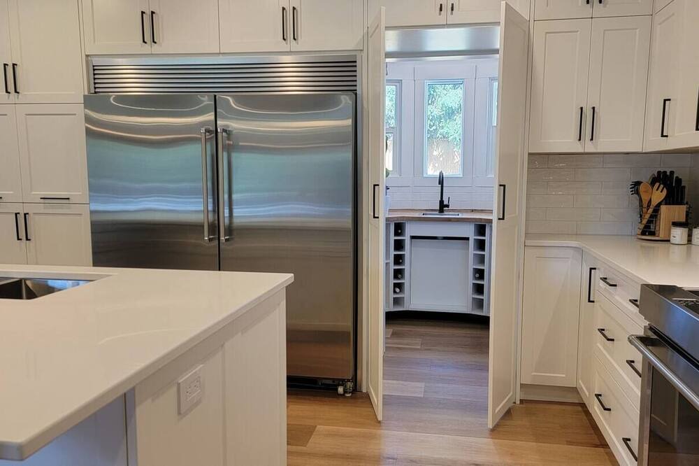 Photo of Kitchen in Southeast Kelowna
