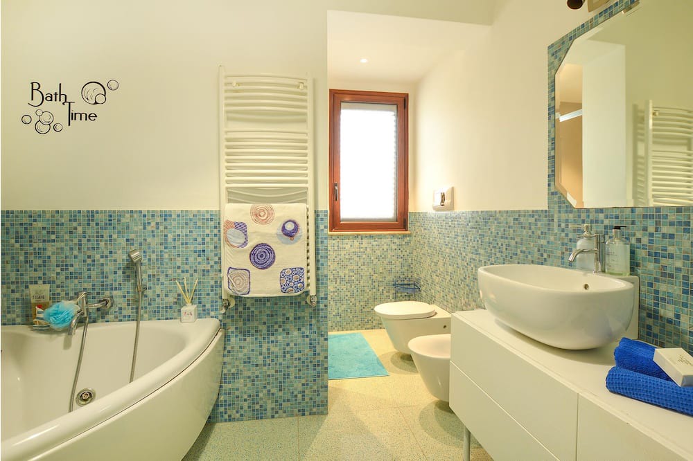 Photo of Bathroom in Villaggio Mose