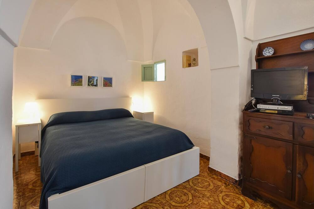 Photo of Bedroom in Pantelleria