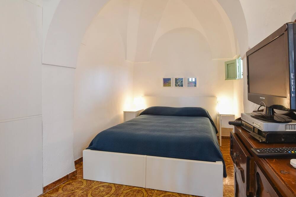 Photo of Bedroom in Pantelleria