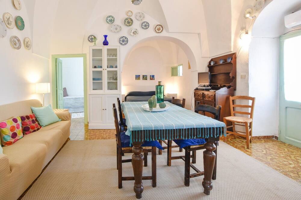 Photo of Others in Pantelleria