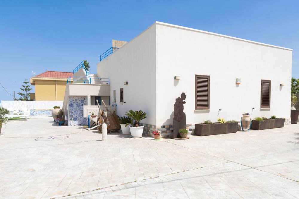 Photo of Outdoor in Alcamo Marina