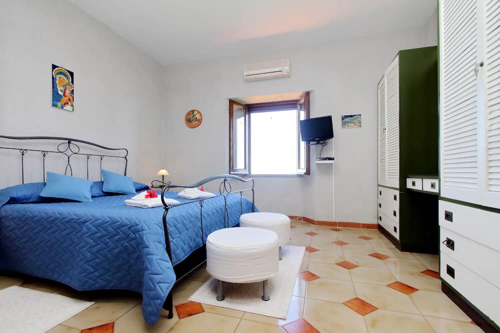 Photo of Bedroom in San Felice Circeo