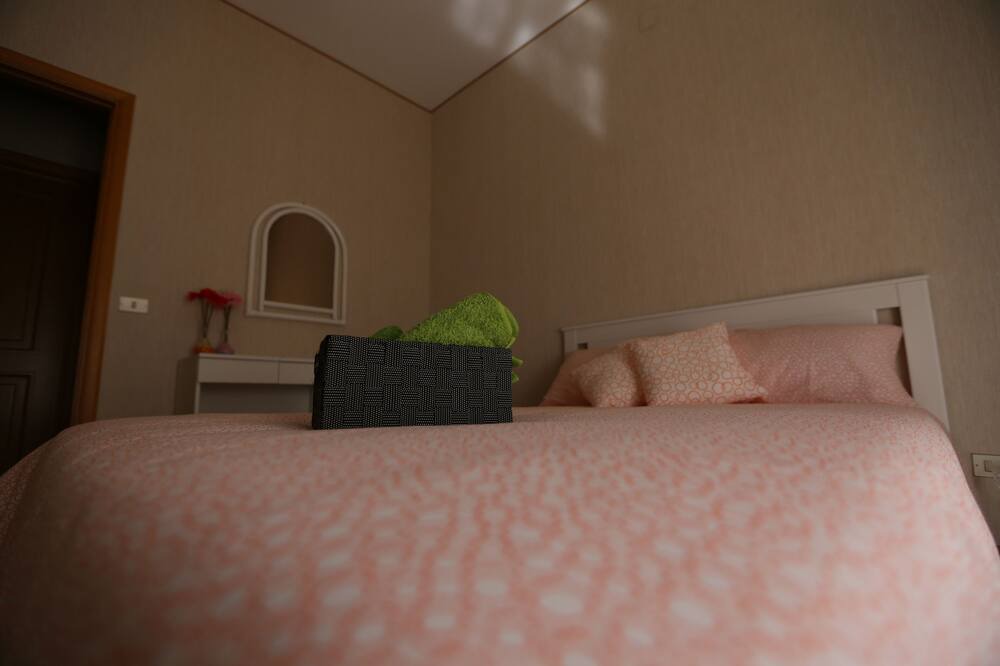 Photo of Bedroom in San Giovanni Gemini
