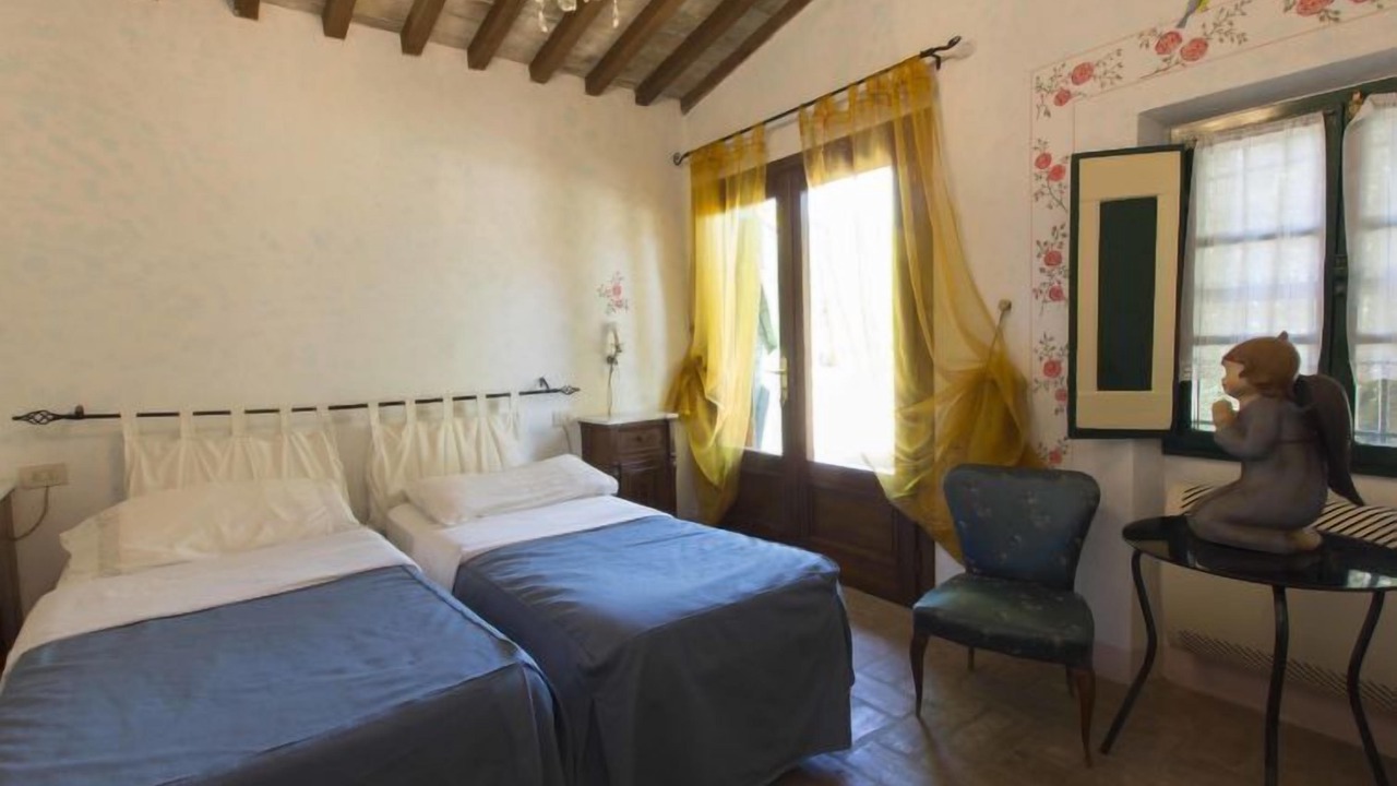 Photo of Others in Margine Coperta-Traversagna
