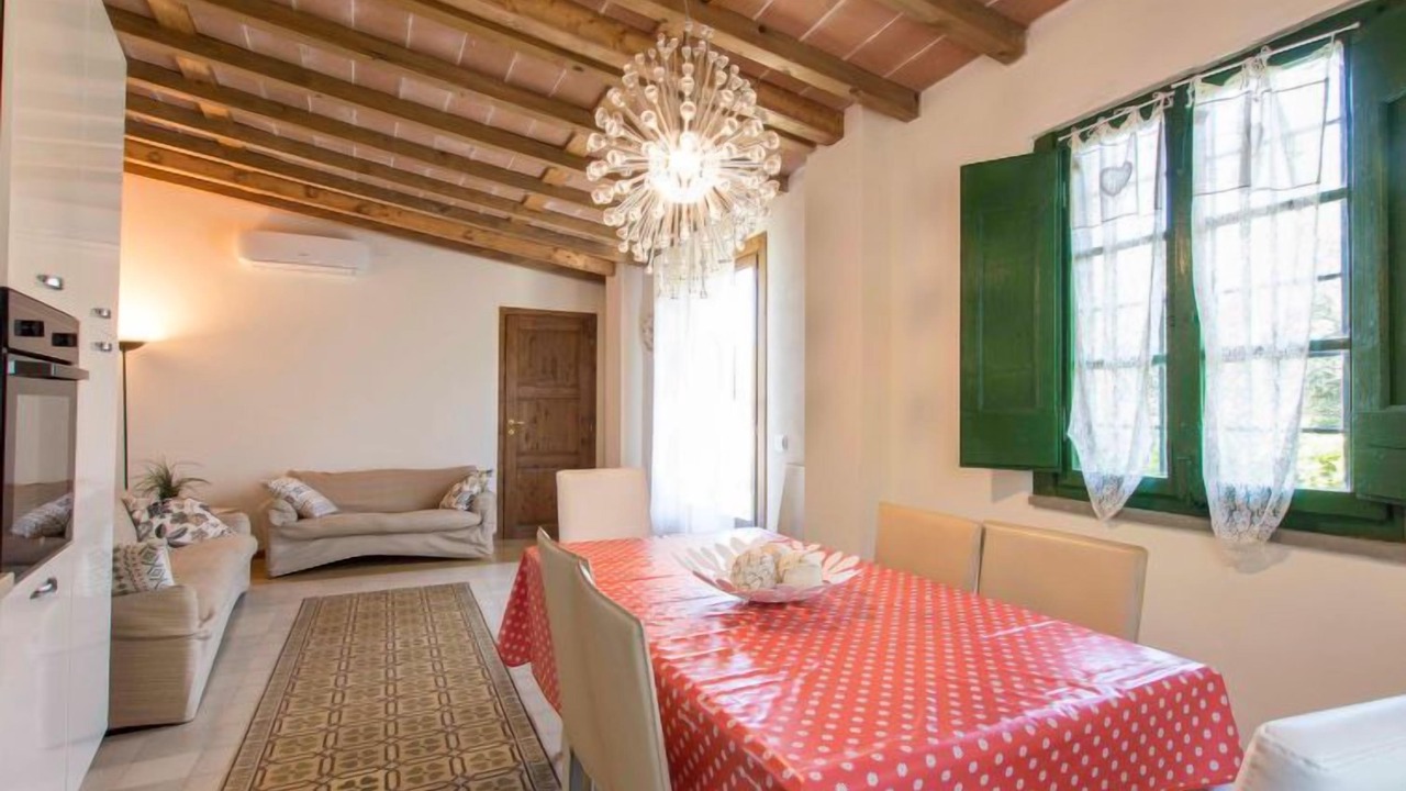Photo of Others in Margine Coperta-Traversagna
