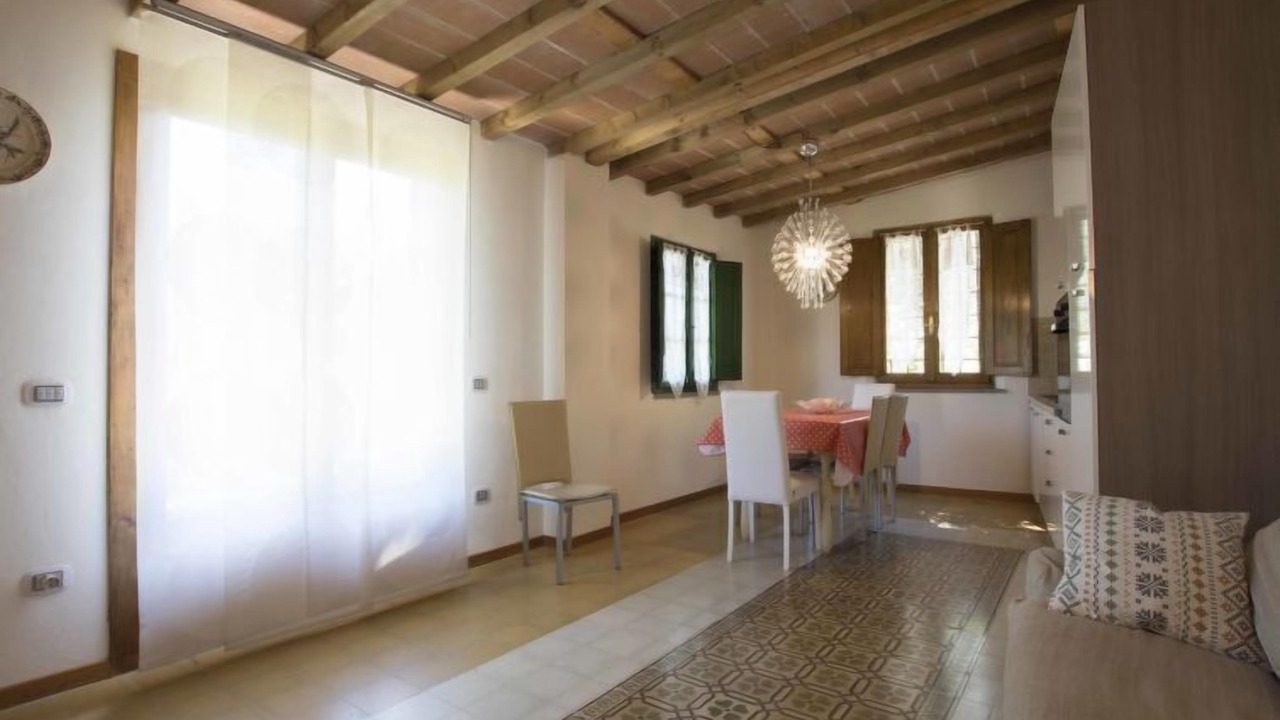 Photo of Others in Margine Coperta-Traversagna