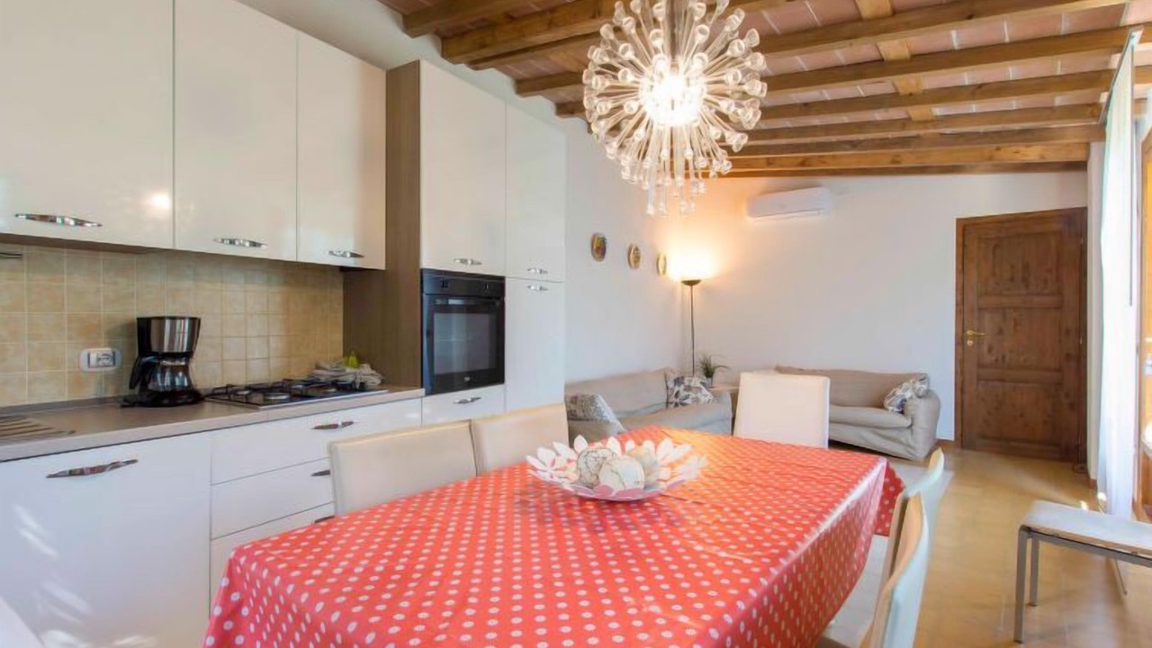 Photo of Others in Margine Coperta-Traversagna
