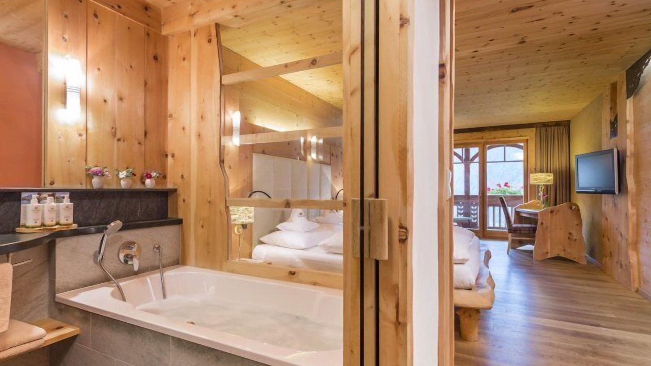 Photo of Bathroom in Luson