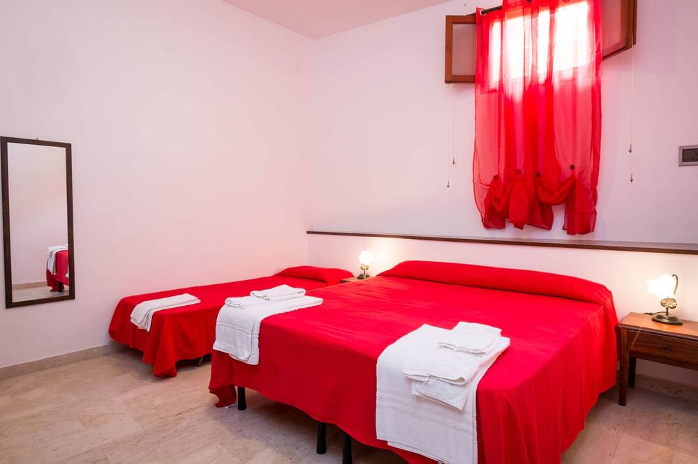 Photo of Bedroom in Castellammare del Golfo