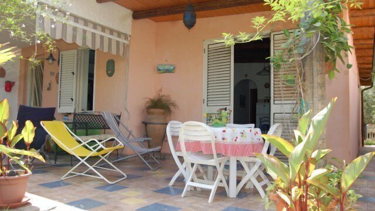 Photo of Outdoor in Patti
