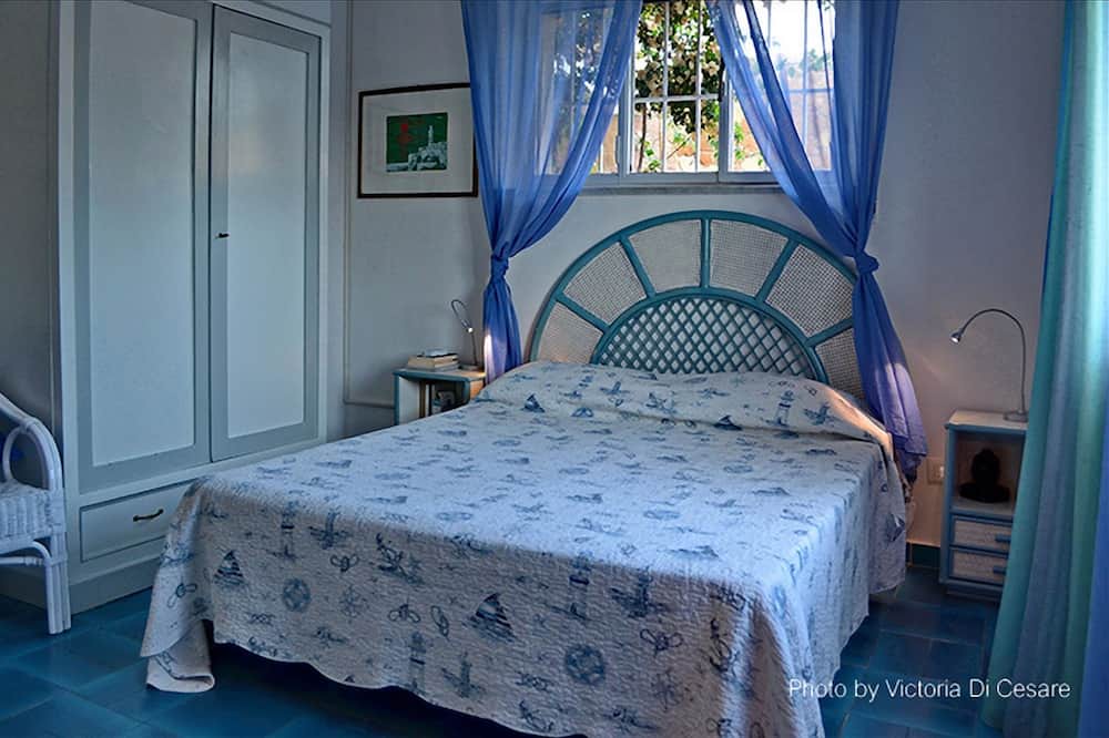 Photo of Bedroom in Lungomare di Sabaudia