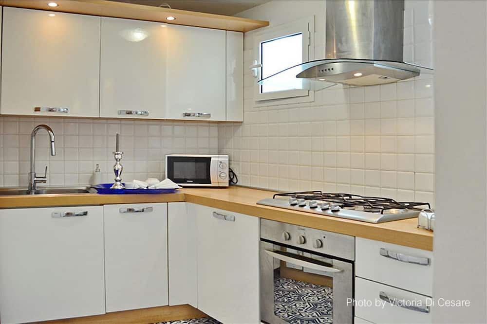 Photo of Kitchen in Lungomare di Sabaudia