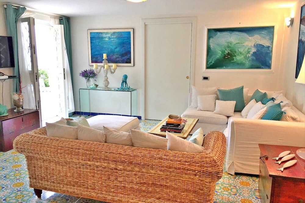 Photo of Livingroom in Lungomare di Sabaudia