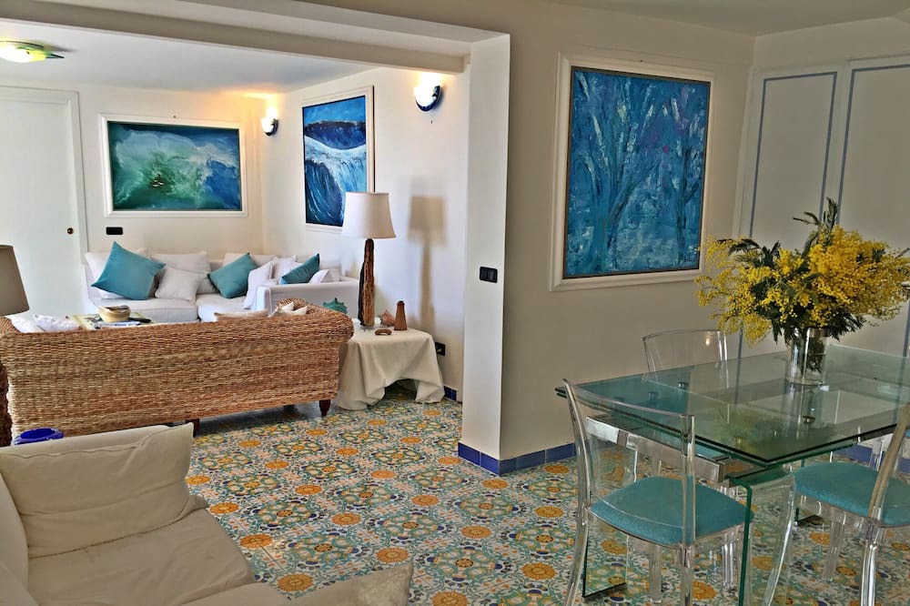 Photo of Livingroom in Lungomare di Sabaudia