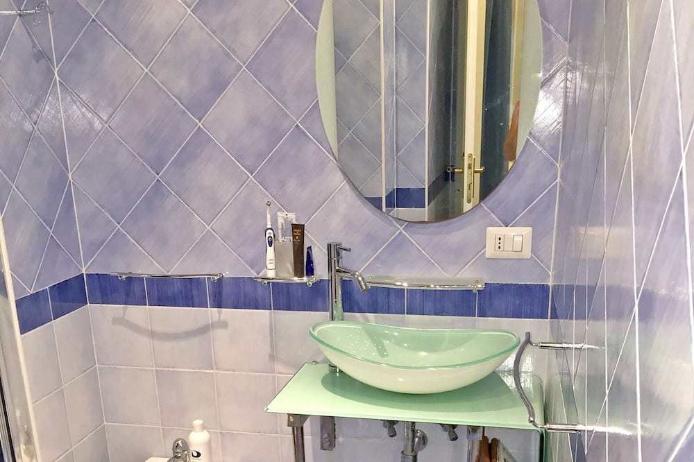 Photo of Bathroom in Lungomare di Sabaudia