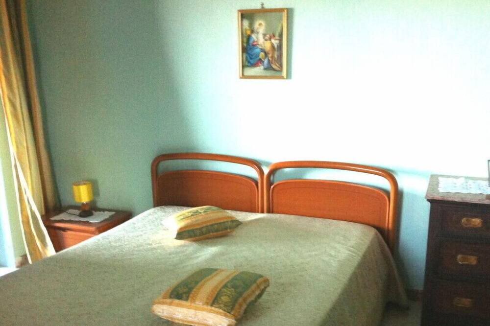 Photo of Bedroom in Pantelleria