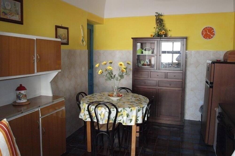 Photo of Kitchen in Pantelleria