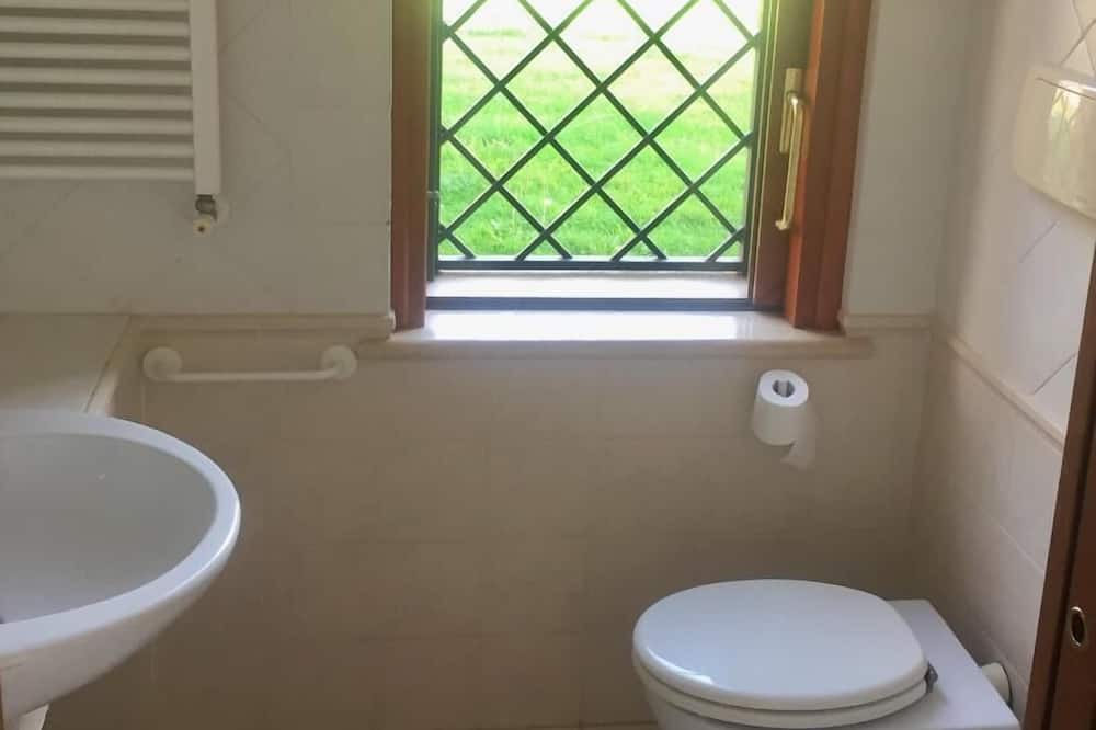 Photo of Bathroom in Albano Laziale