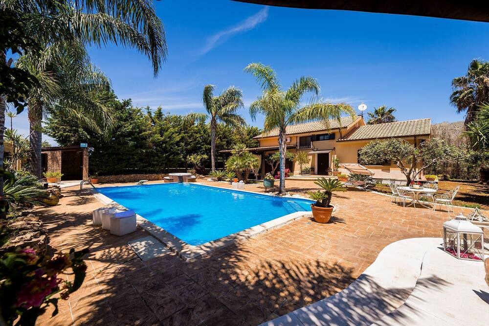 Photo of Outdoor in Partinico