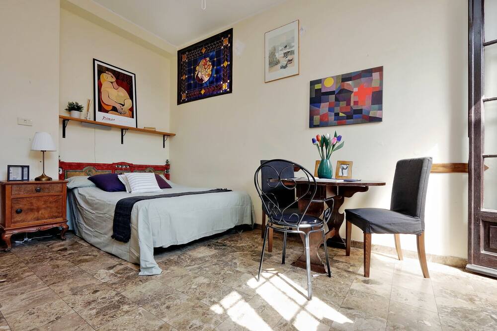 Photo of Bedroom in Quartiere Coppede