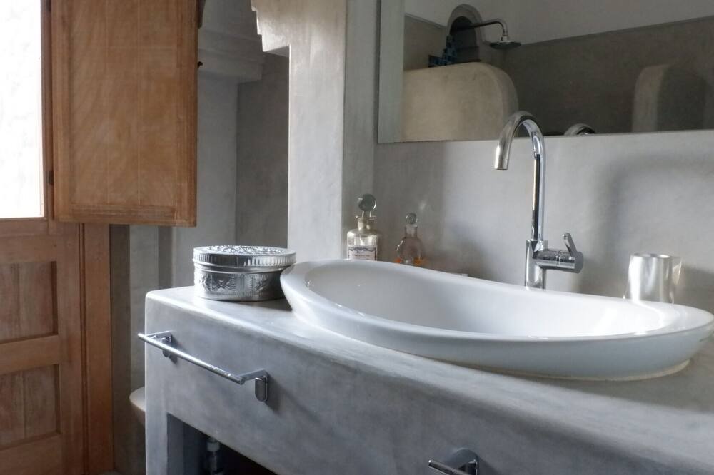 Photo of Bathroom in Scauri Siculo