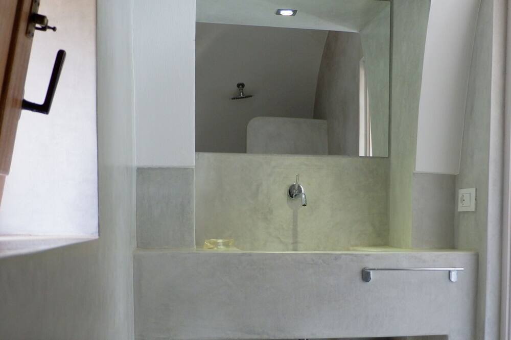 Photo of Bathroom in Scauri Siculo