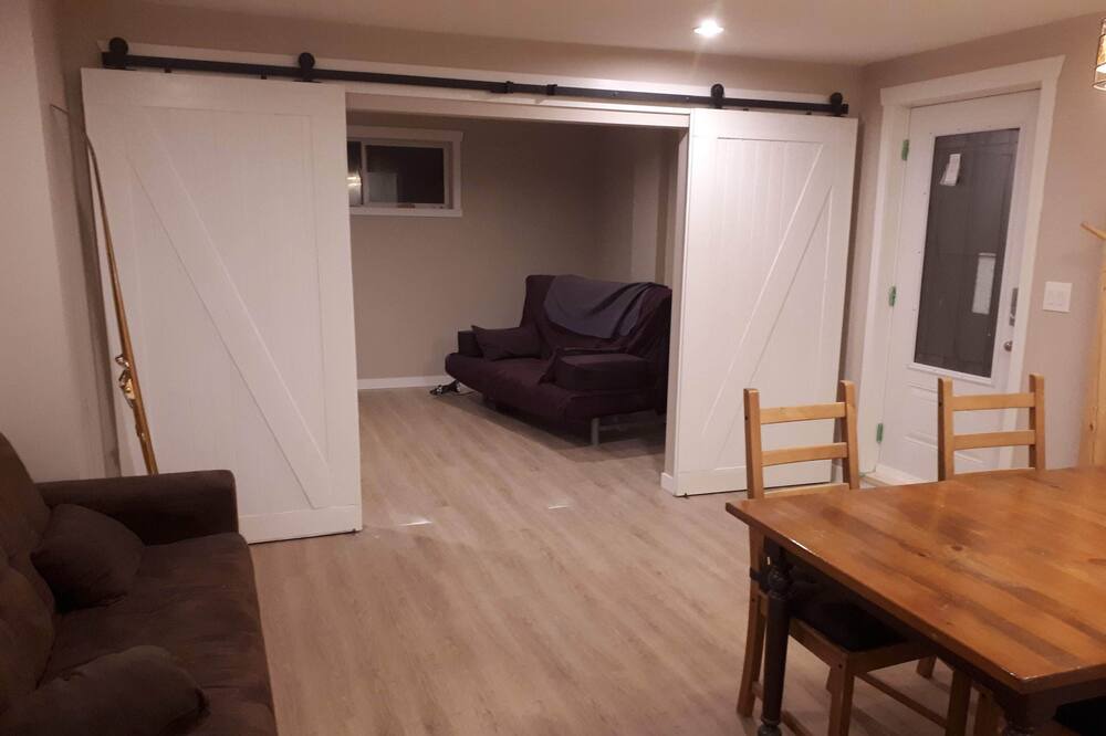Photo of Livingroom in Cougar Creek