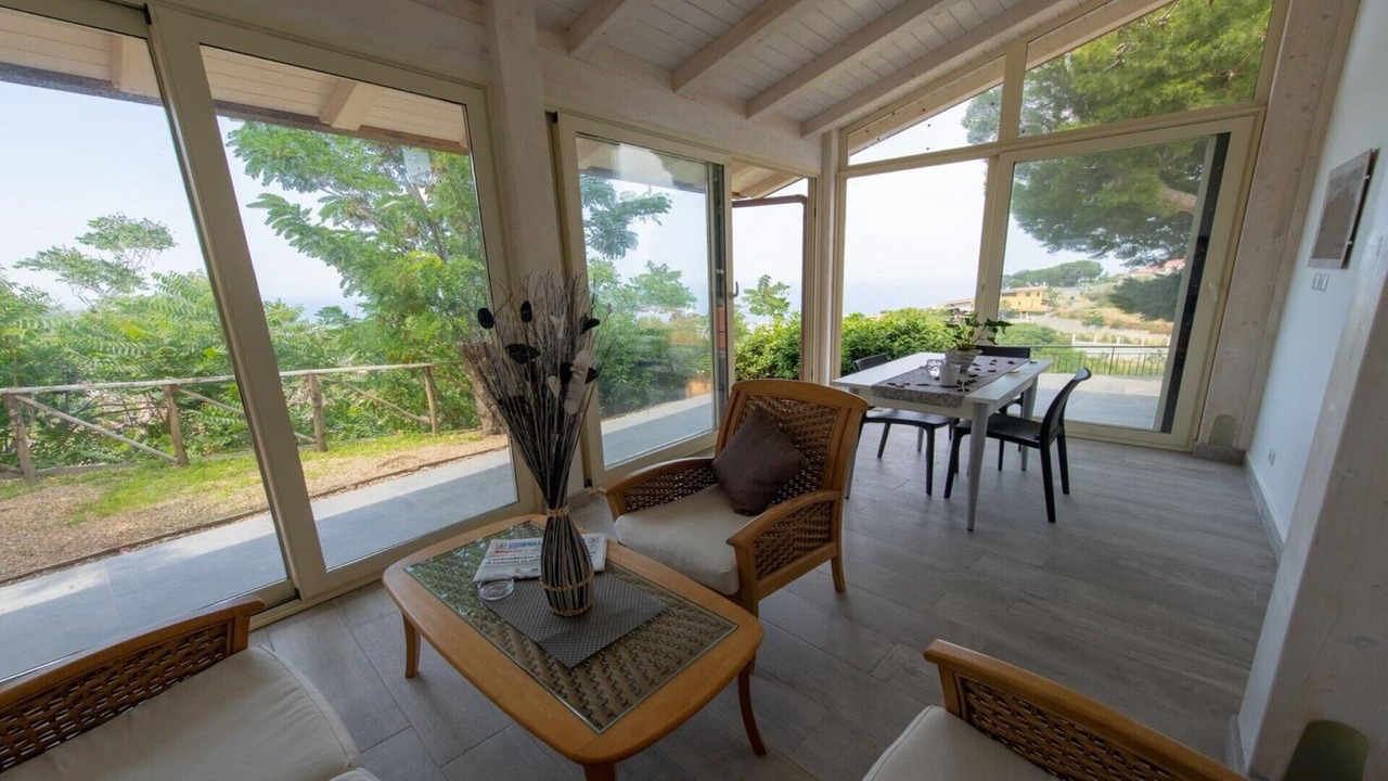 Photo of Outdoor in Patti