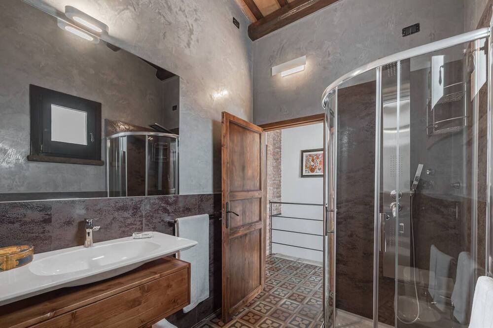 Photo of Bathroom in Buseto Palizzolo