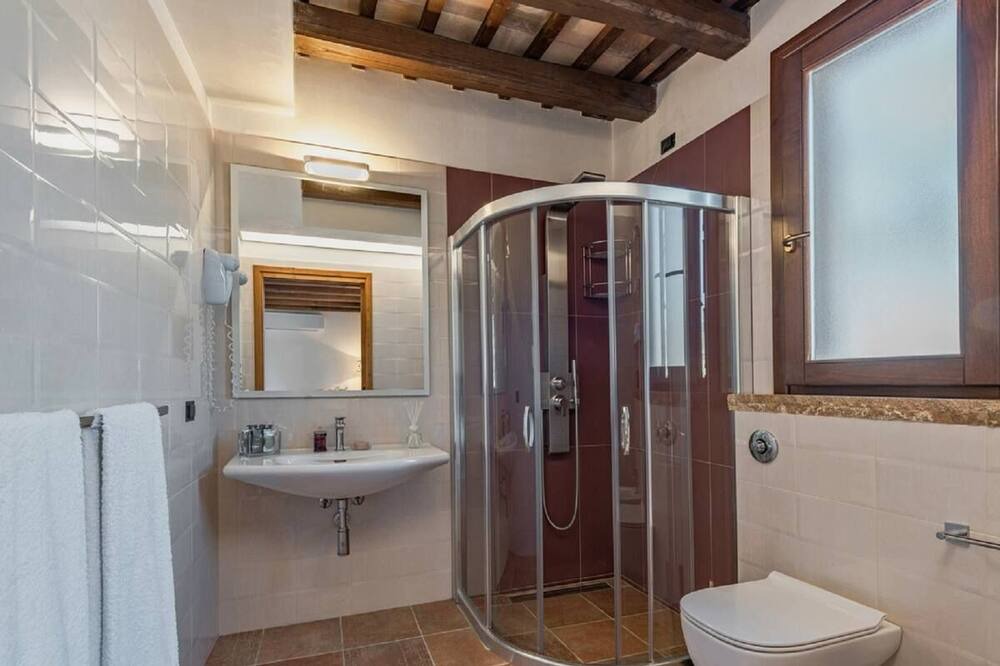 Photo of Bathroom in Buseto Palizzolo