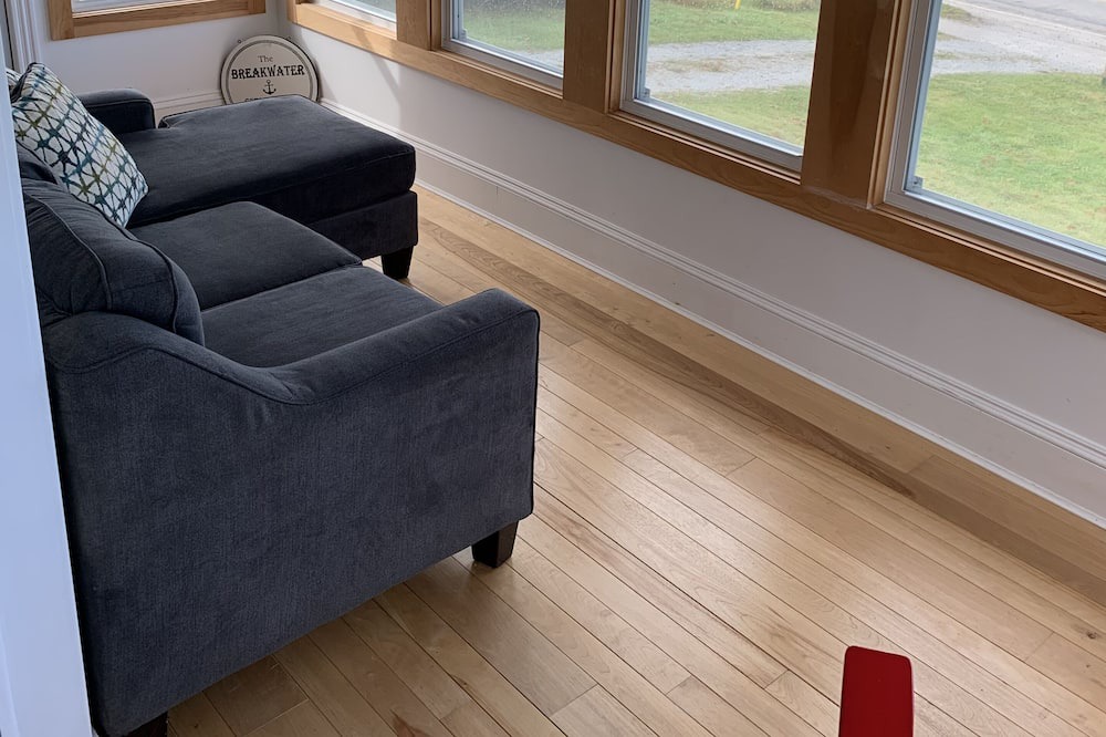 Photo of Livingroom in Lower Woods Harbour
