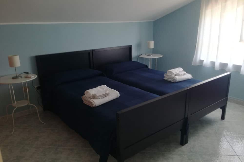 Photo of Bedroom in Patti