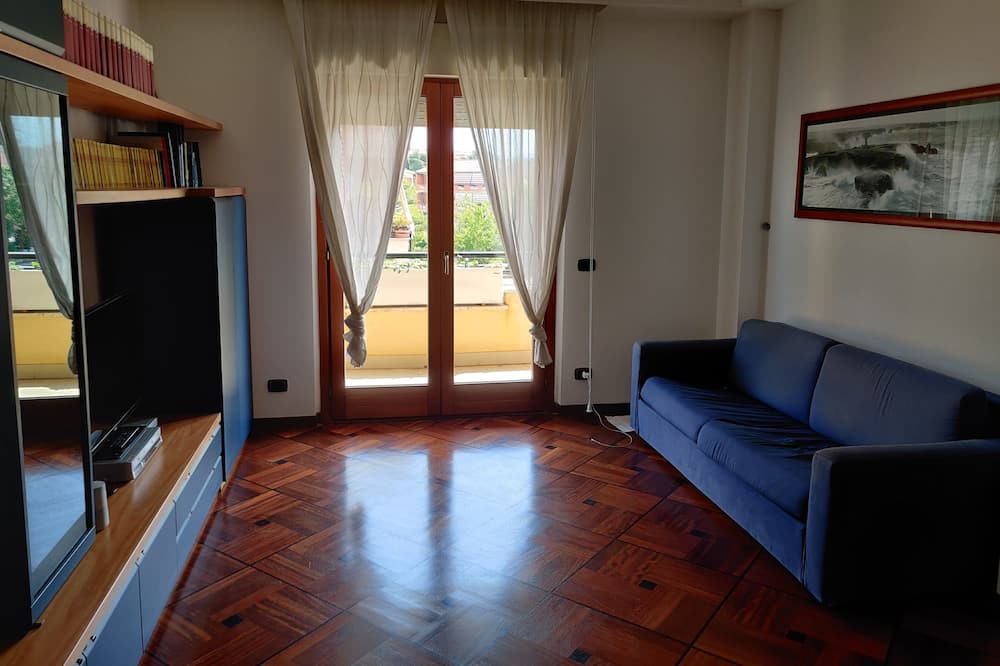 Photo of Livingroom in Aprilia