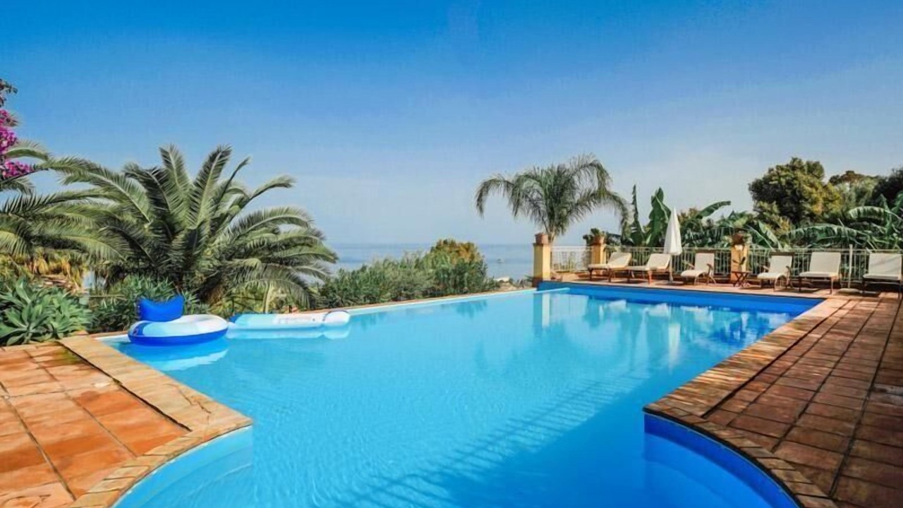 Photo of Outdoor in Patti