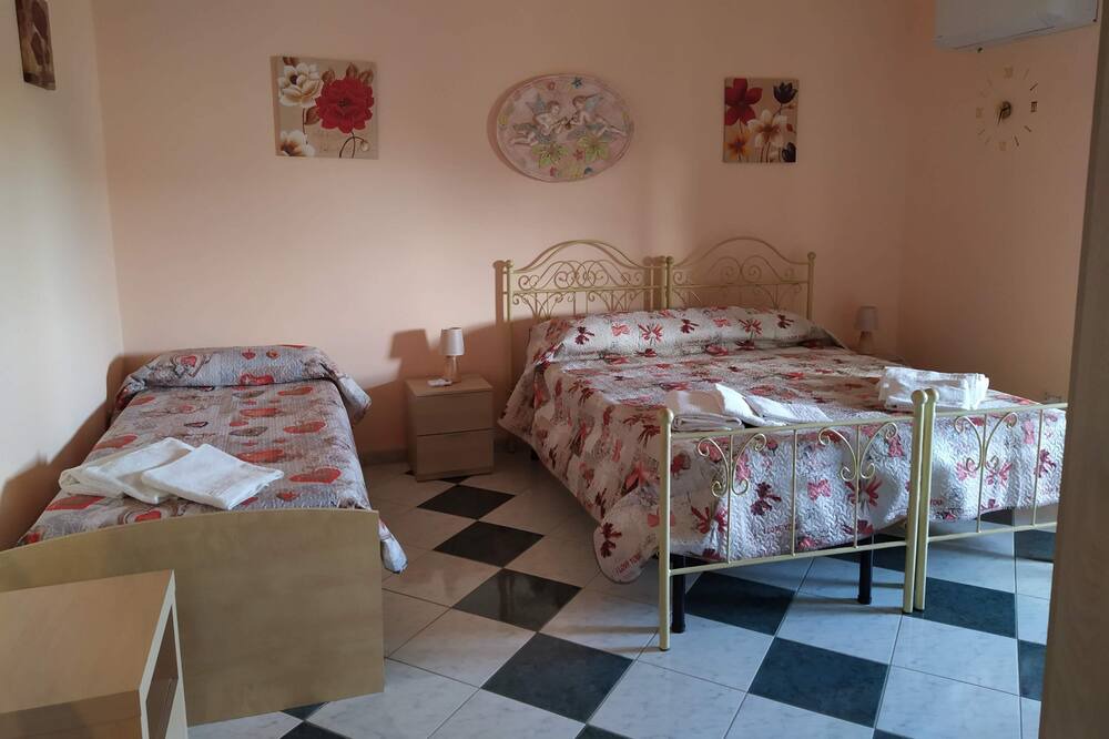 Photo of Bedroom in Castrofilippo