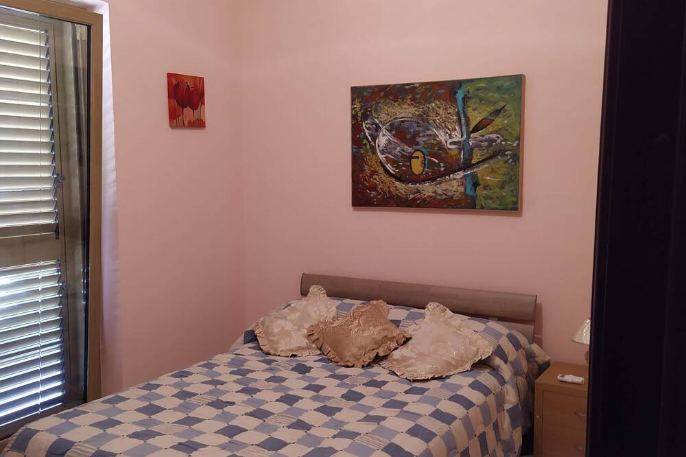 Photo of Bedroom in Castrofilippo