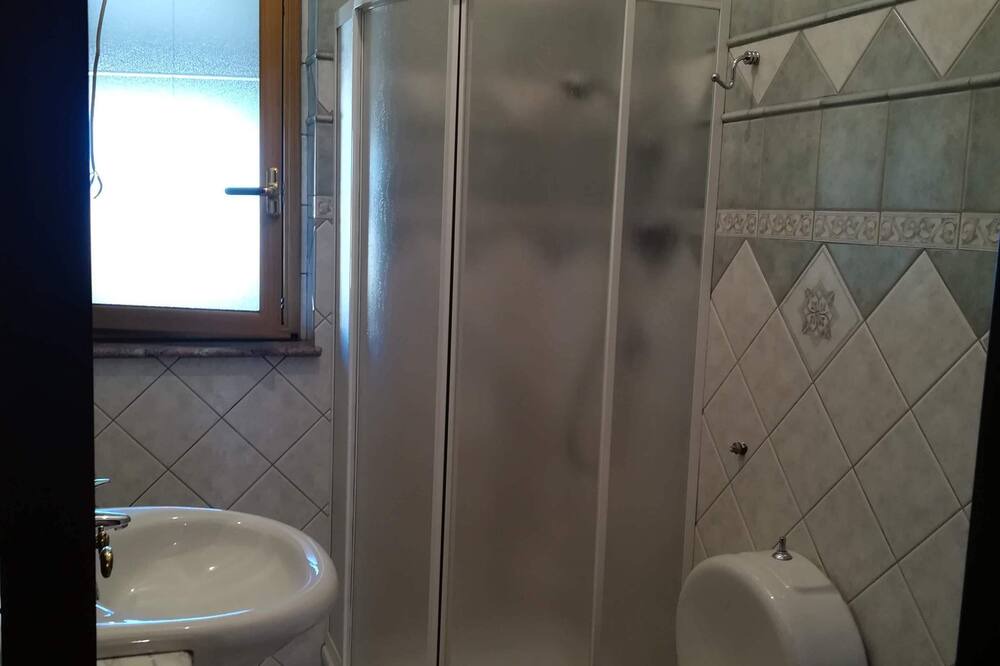 Photo of Bathroom in Castrofilippo