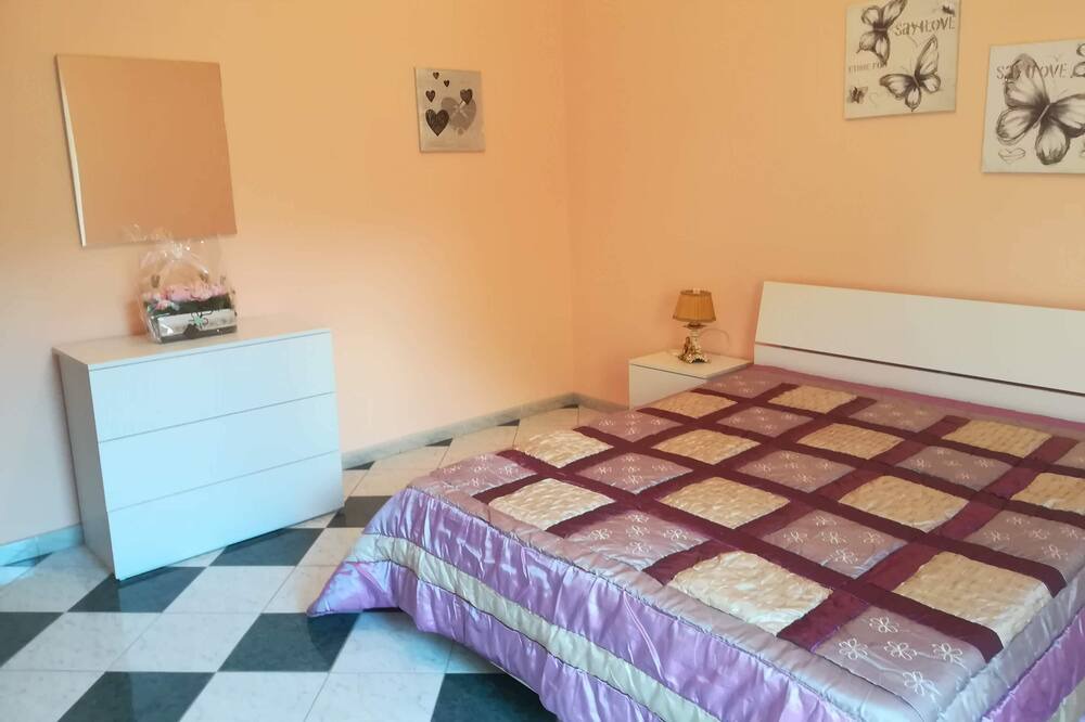 Photo of Bedroom in Castrofilippo