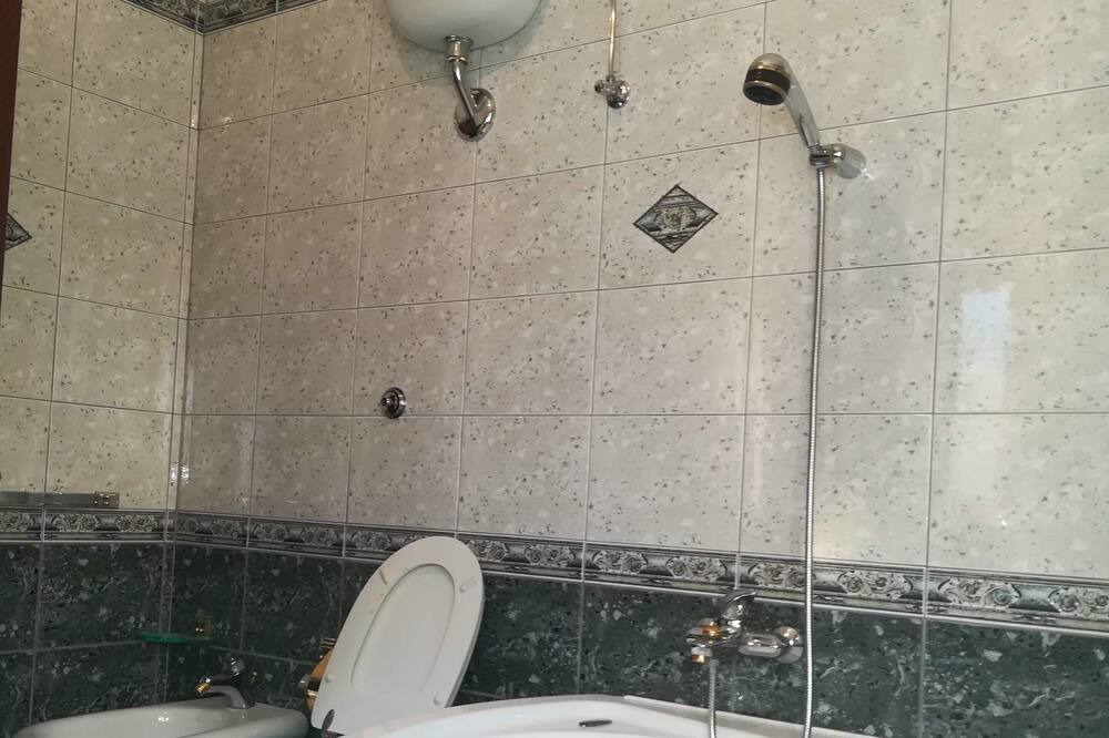 Photo of Bathroom in Castrofilippo