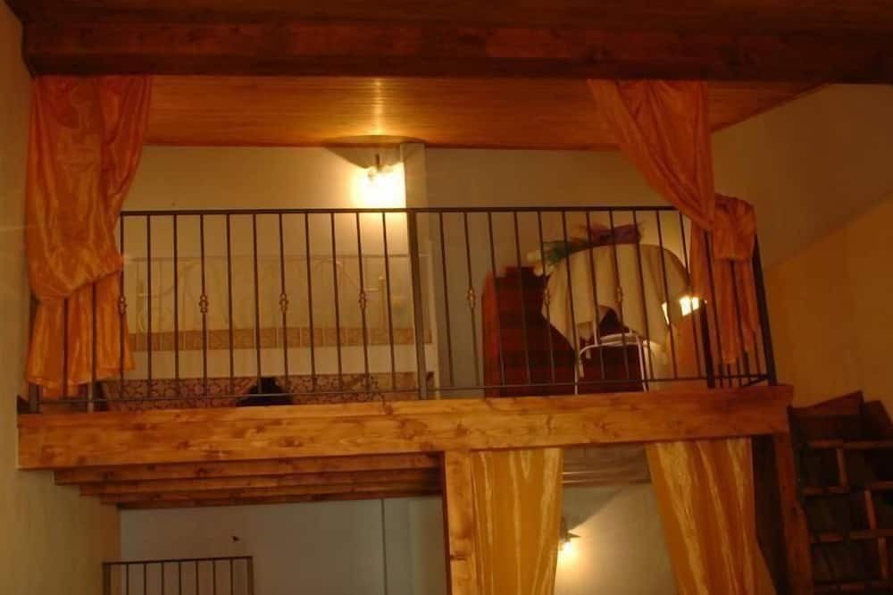 Photo of Outdoor in Iria