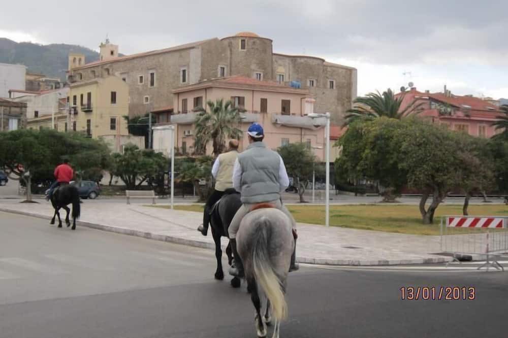 Photo of Others in Iria