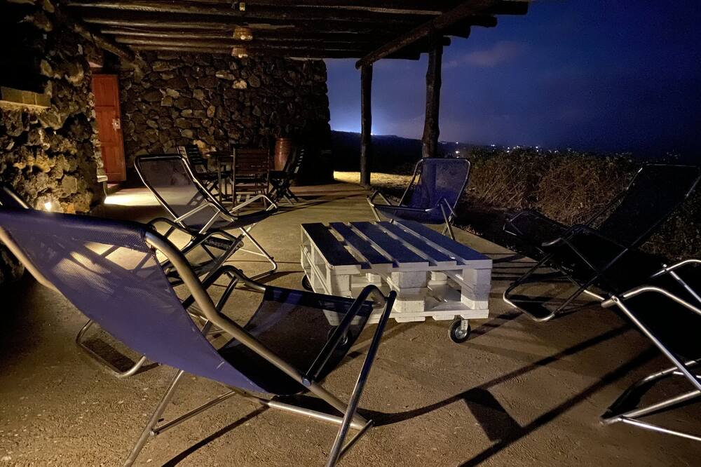 Photo of Patio Balcony in Pantelleria