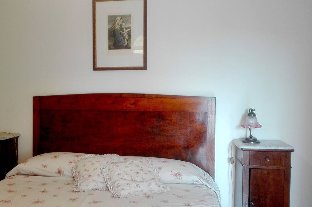 Photo of Bedroom in Orvinio