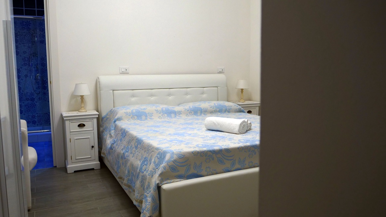 Photo of Bedroom in Patti