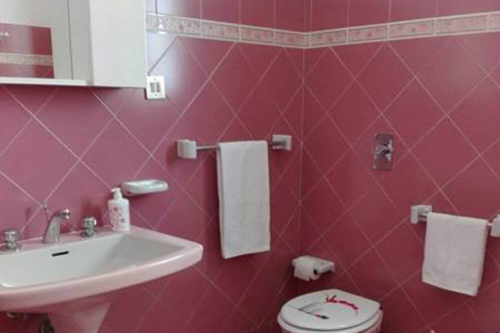 Photo of Bathroom in Bagheria