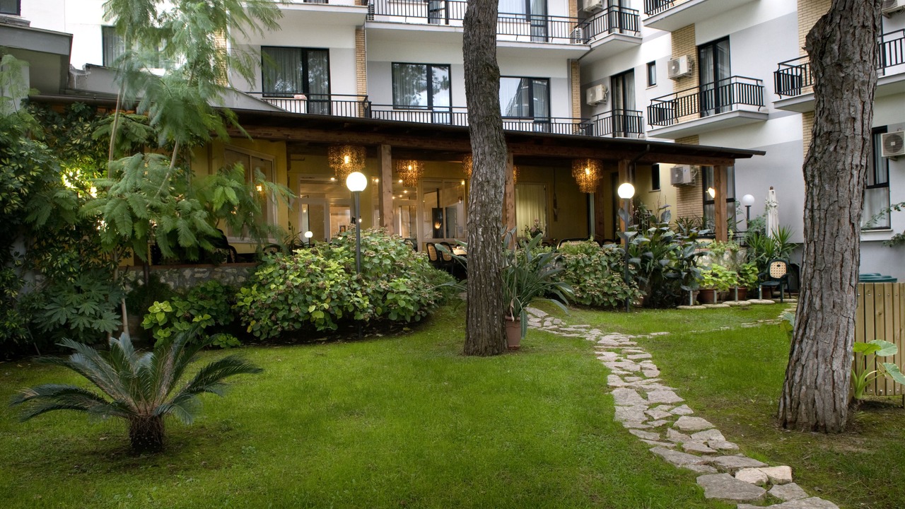 Photo of Outdoor in Latina