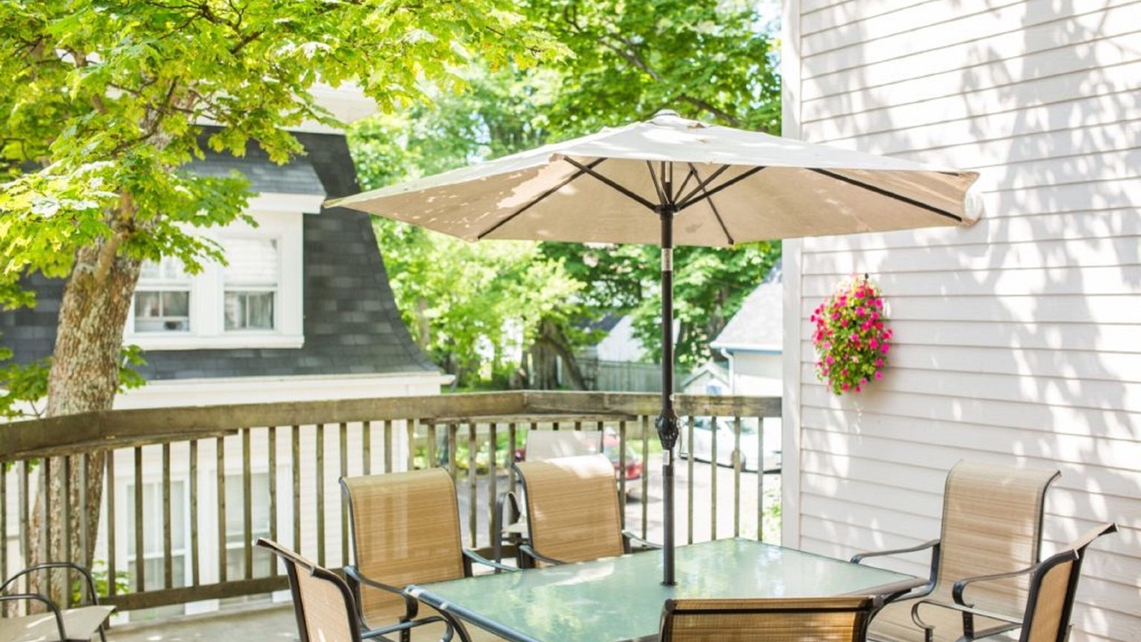 Photo of Patio Balcony in Queens Square